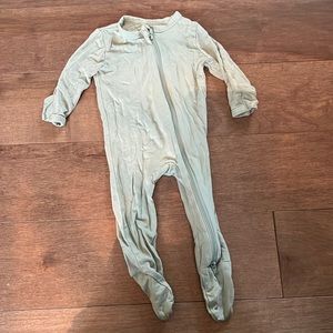 Kyte baby zippered footie